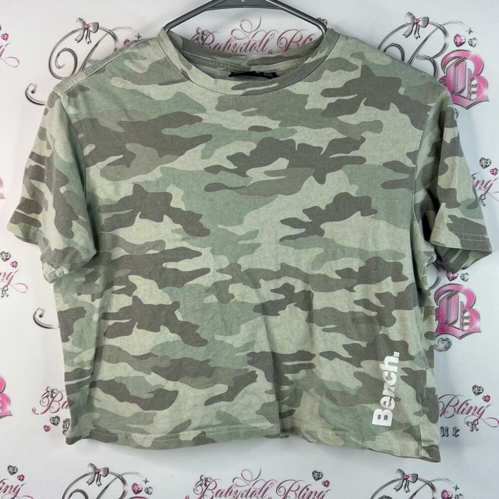 Bench cropped top shirt camo light pastel Green Camouflage Tee